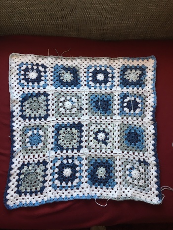 Auftragsarbeit Babydecke ebenfalls im Granny Stil