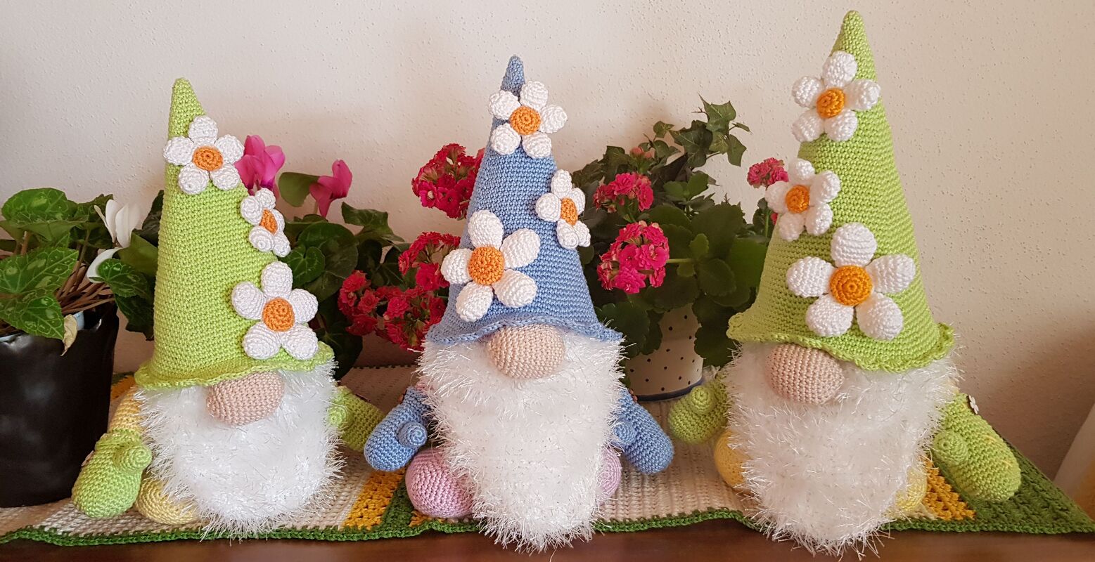 Frühlingswichtel - Häkelanleitung von Diana´s kleiner Häkelshop