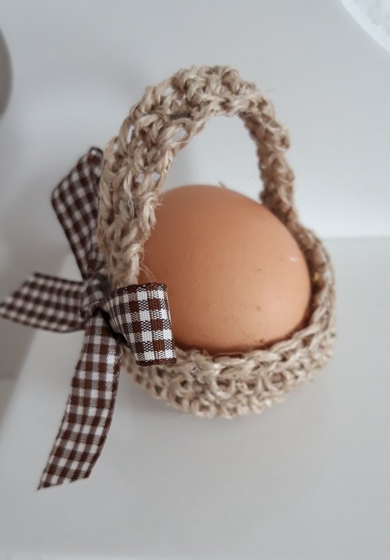 Häkelanleitung für einen Korb, Körbchen aus Paketschnur