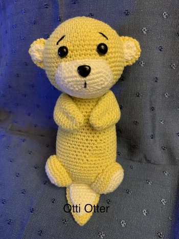 Mein erster kleiner Otter. Es werden bestimmt noch welche folgen. Vielen Dank an Maramarie für die tolle Anleitung.