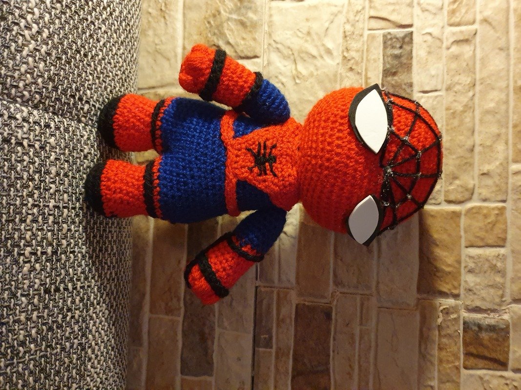 Spiderheld Häkelanleitung Amigurumi