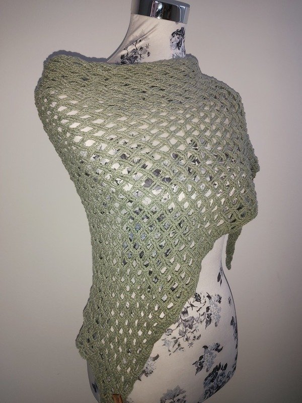 Triangular Scarf „Network“ - Crochet Pattern