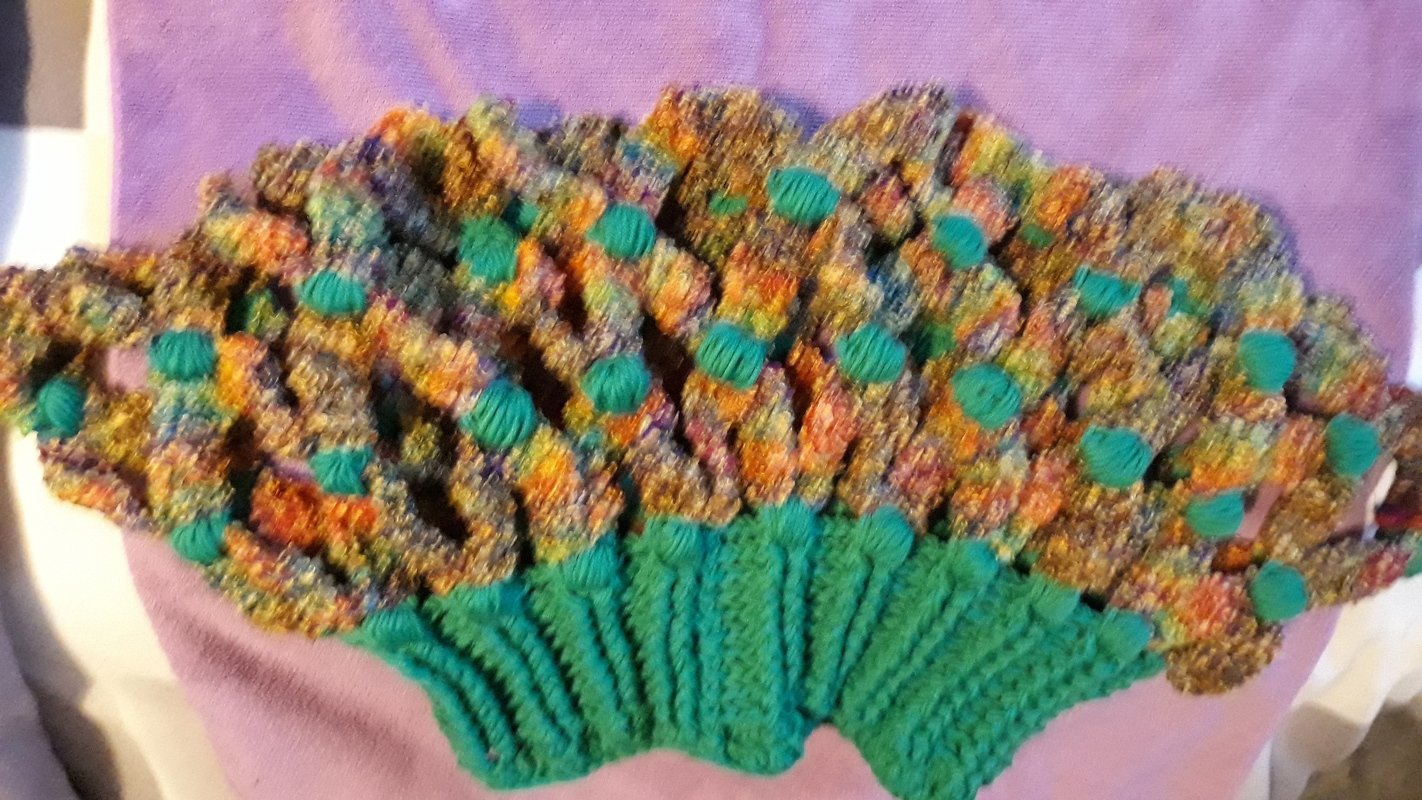 Kragen  „Funky DOTS“