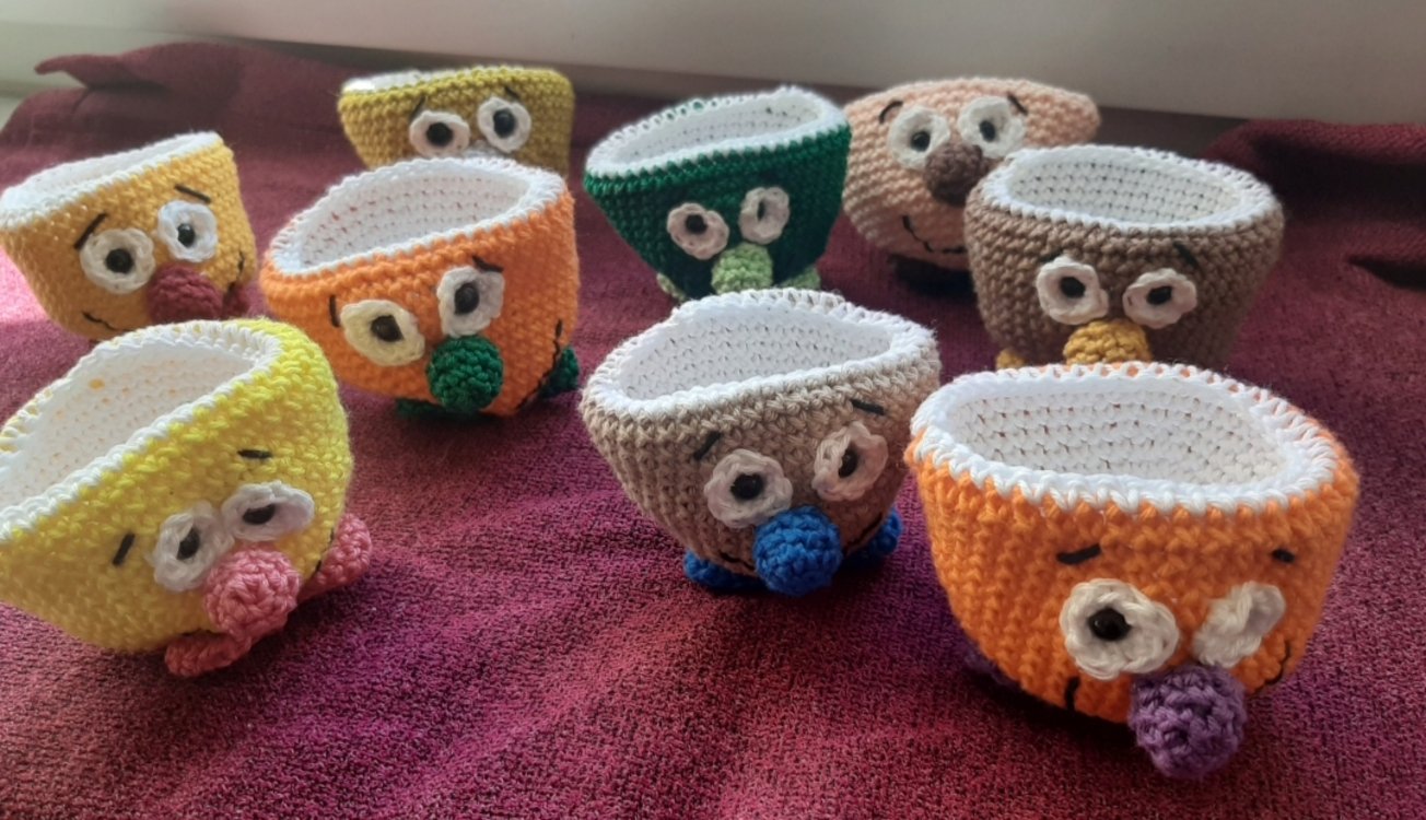 Crochet Pattern - sweet egg cups