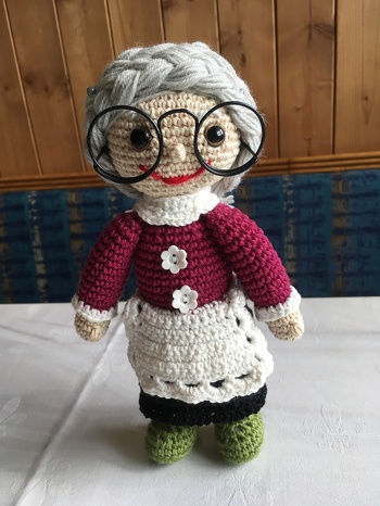 Das ist MEINE Oma Rosl :-)