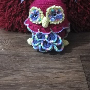 My first whimsical owl. Very pretty.