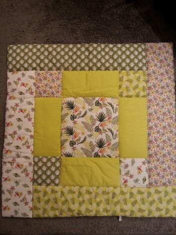 Krabbeldecke Patchwork 100x100cm passend zu Dinosaurier und Bettschlange