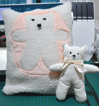 Kuschelkissen und ITH Teddy