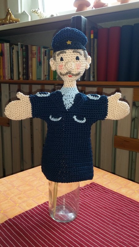 Häkelanleitung Handpuppe Polizist