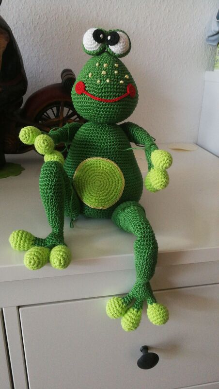 Frosch HOPPSL XL Kantenhocker Treppenhocker oder Kuscheltier Türstopper Frühlingsdeko