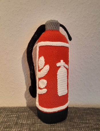 Keine Anleitung, einfach frei Schnauze, gefüllt mit einer Küchenrolle.... ich bin so stolz