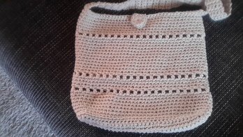 Umhängetasche nur ohne Fold over. Kostenlose Anleitung von Ma Ca Style. Hat sehr gut geklappt.Danke schöööööön.