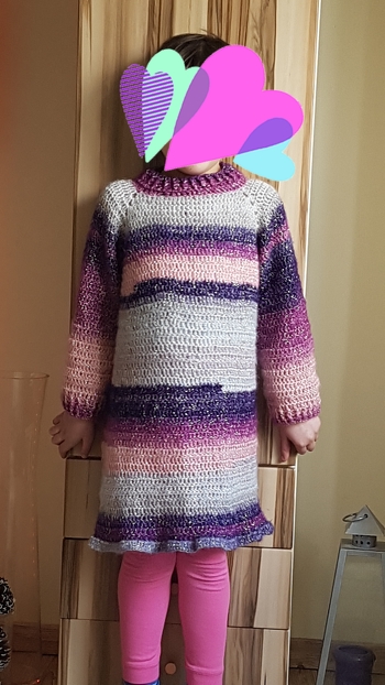 Raglan von oben Kleid, ohne Anleitung
Wolle: Glitzer-Cake Action