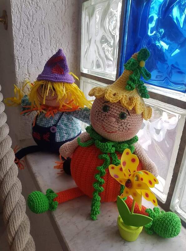 Kürbis Karlchen, großer Treppenhocker, Kantenhocker oder Türstopper Herbst