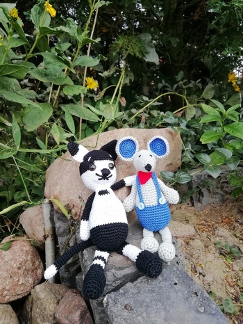 Katze und Maus sind die besten Freunde.