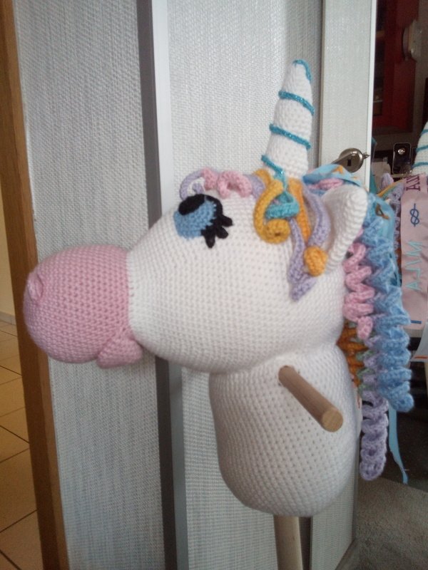 Cilly das Stecken-Einhorn / Steckenpferd