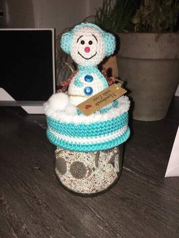 Weihnachten kann kommen . Ich habe bald alle Geschenke fertig