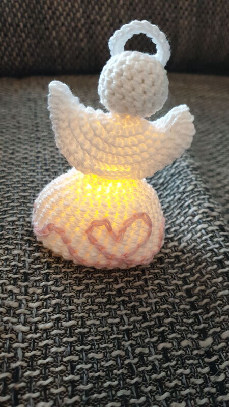 Cute Angel "Lovely" for Embroidery - Crochet Pattern