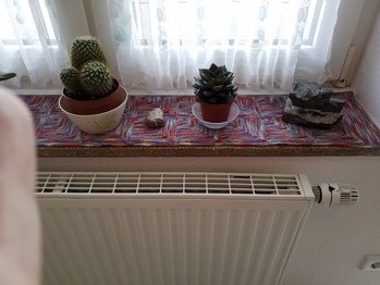 für die Fensterbank,  die Blumen freuen sich 😁