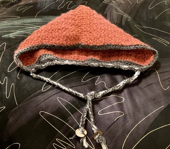 Eine Kapuze statt einer Mütze-einfach nur entzückend und meine Enkelin freut sich!