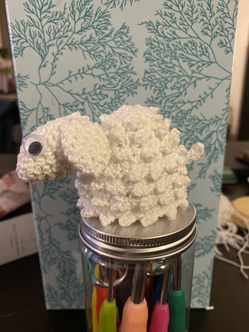 Nach einer Anleitung von crocheting Anni
Bin Anfänger und hab mir die Finger gesagt Rochen aber hatte Spaß dabei