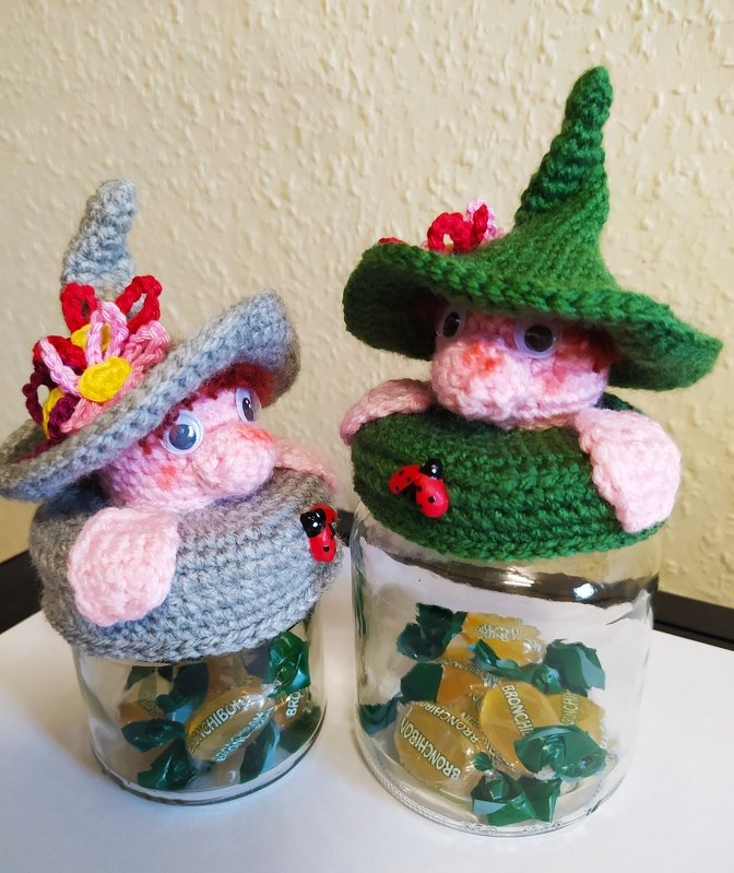 Häkelanleitung Deckelbezug Deko kostenlos "Wilhelmine Wichtel"