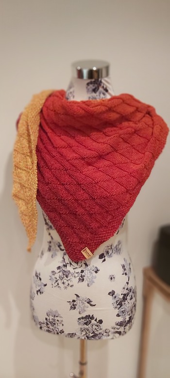 Wunderschönes Tuch, die Anleitung ist super nachzuarbeiten