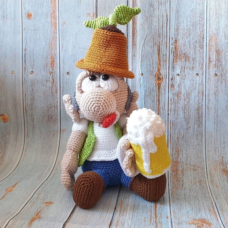 Crochet Pattern "The Beer Gardener"