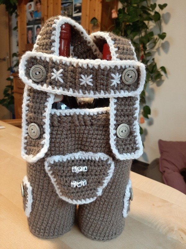 Häkelanleitung "Lederhose"