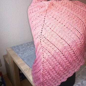 Anleitung von Morben Design Tuch Pendrad.
Super tolle Anleitung. Anfänger tauglich.