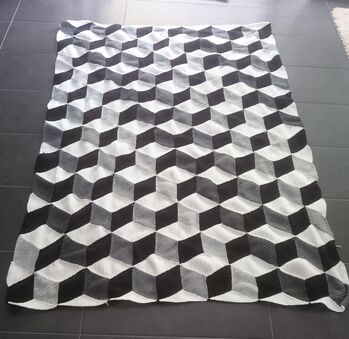 Anleitung unter Vasarely Pattern im Netz zu finden