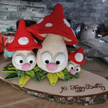 Ich liebe diese Anleitungen von Mala Design. Das war ein Geschenk für meine Oma, jetzt werden noch welche gemacht für den kindergarten Abschied unserer kleinsten😢