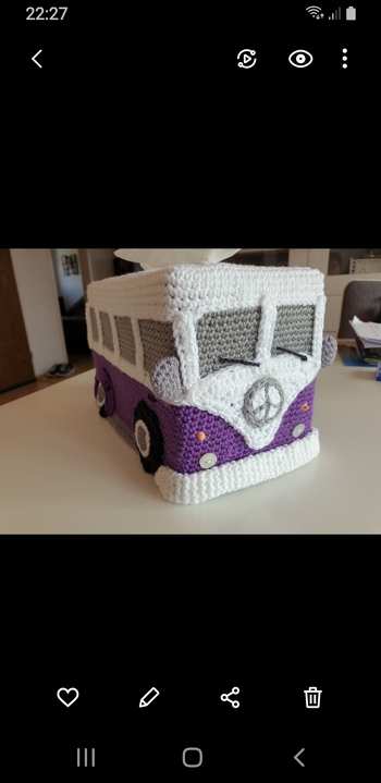 War sehr gut nachzuarbeiten,hat viel Spaß gemacht.Hab ich für meine Enkelin gemacht deshalb die lila farbe sie steht auf Bullis. 😊