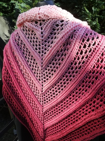 Frühlingstuch aus Farbverlaufsgarn