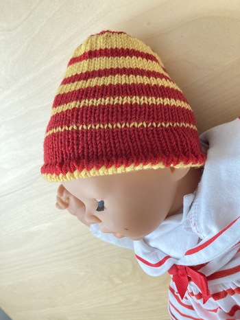 Wendemütze in Doubleface-Technik, lieber in rot