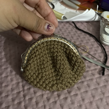 I crochet a little coin 👛 purse