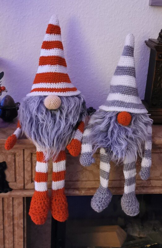 gro&szlig;er sitzender Wichtel 40 cm Weihnachtsdeko H&auml;kelanleitung