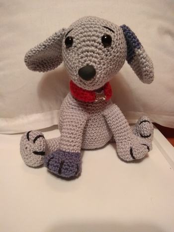 Der kleine süße Hund von KreativWürmchen . Die Anleitung ist super geschrieben und das Ergebnis ist sooo Süß 💕