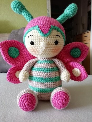 Der Schmetterling war nicht einfach aber ist trotzdem ganz gut geworden.