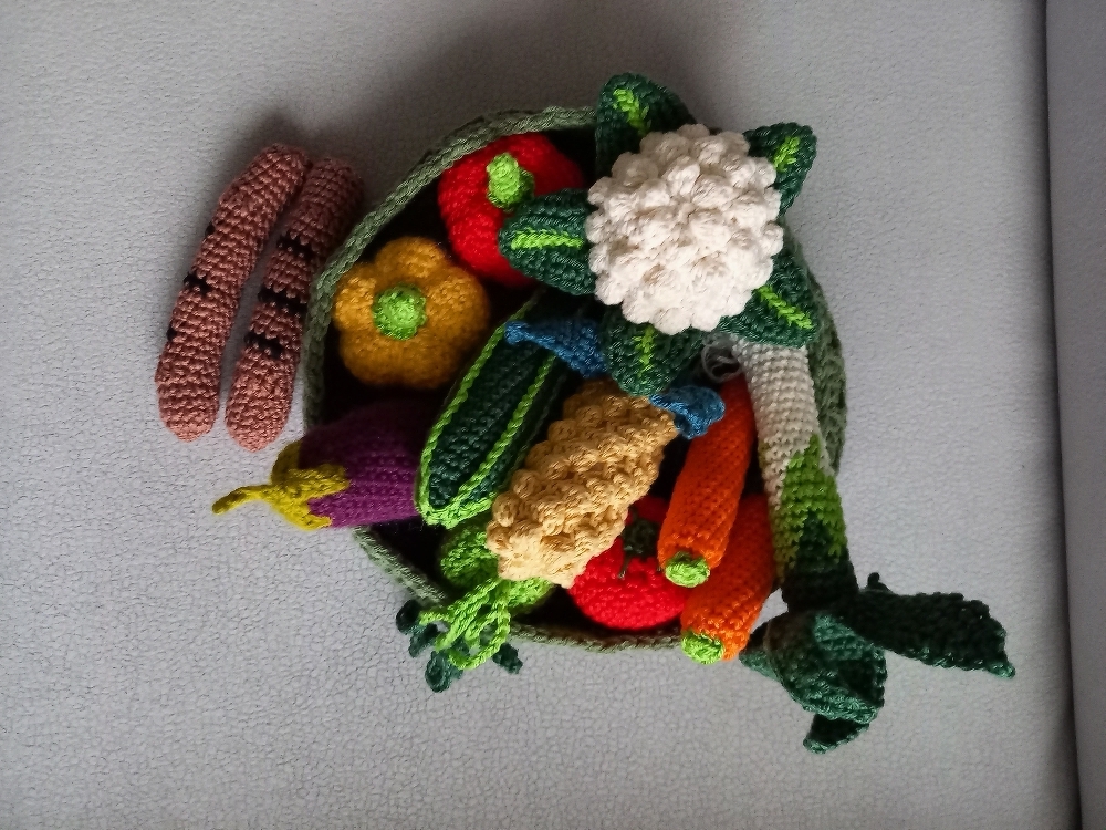 Häkelanleitung Korb mit Gemüse für den Kinder-Kaufladen