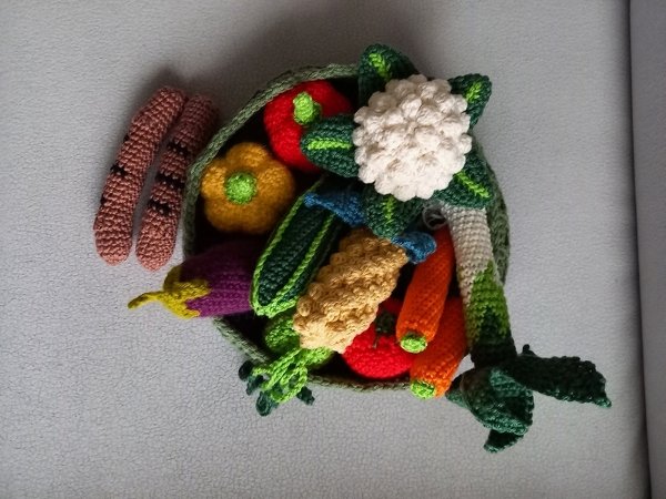 Häkelanleitung Korb mit Gemüse für den Kinder-Kaufladen
