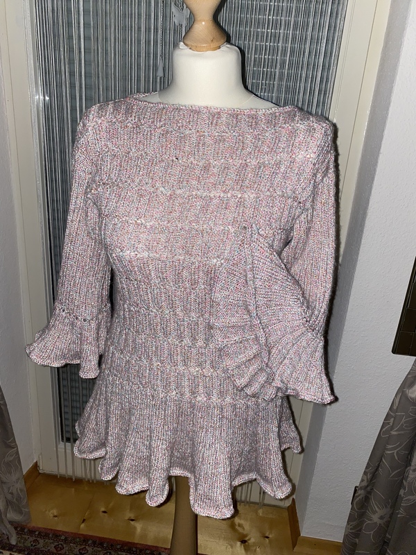 Strickanleitung Pullover Fabiola mit Rüsche alle Größen