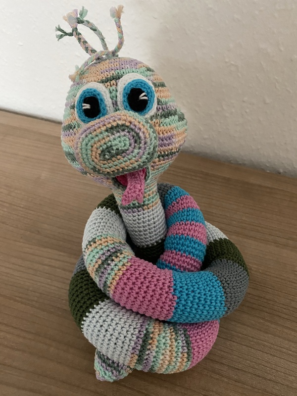 Häkelanleitung Schlange Elsa