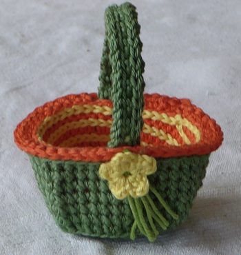 Zur Abwechslung einmal ein eckiges Körbchen, das Spirelli von elke-eder.