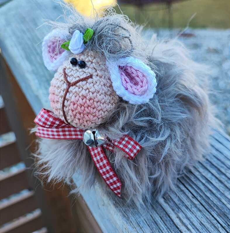 Schaf Wuschel in 2 Größen mit Tutorial Fransenwolle