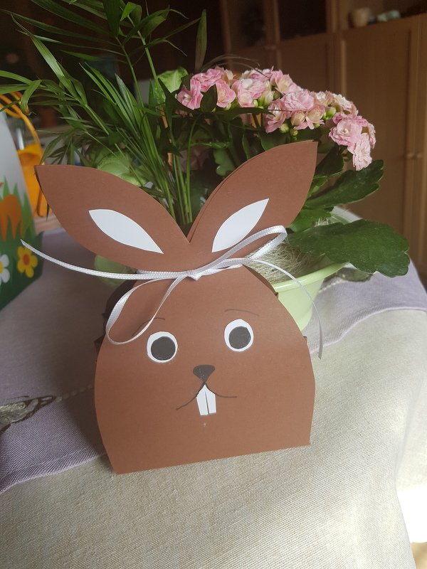 Geschenktasche – Hase, in drei Größen – Bastelanleitung und Vorlagen