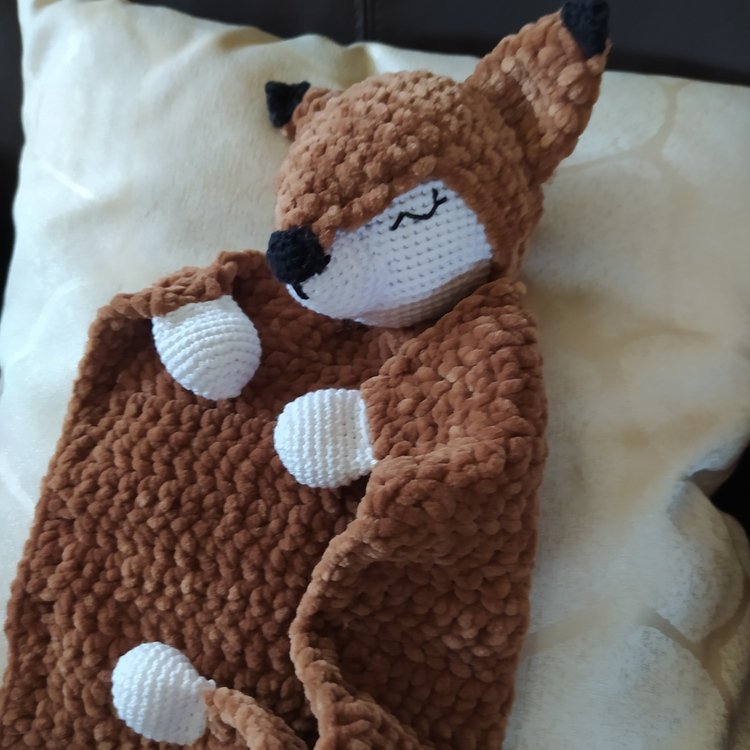 Crochet Pattern - Comforter Fox (Cuddly Fox)