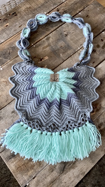 Danke für die schöne Anleitung, hat sehr viel Spaß gemacht, auch wenn sie nicht 100 % perfekt geworden ist!