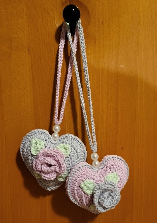 Heart hanging decor in 2 versions very simple &amp; fast from leftover yarn