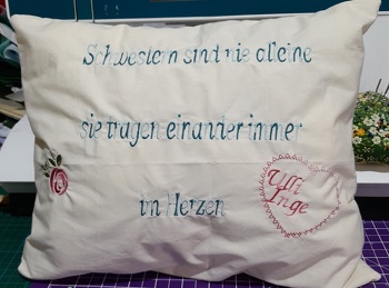 das ist jetzt mein Kissen, das erste war für meine Schwester